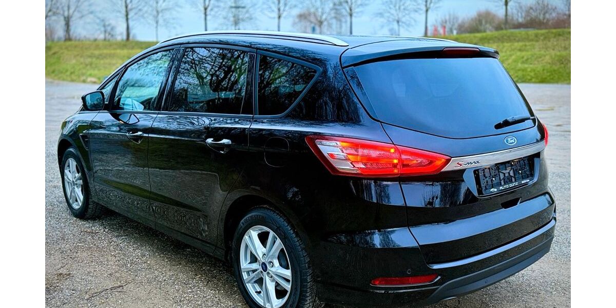 Ford S-Max 85.700 km 15.900 &euro; Düren 52351