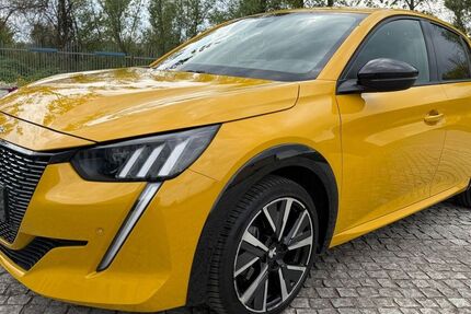 Peugeot 208 54.000 km 14.990 &euro; Oppenheim 55276