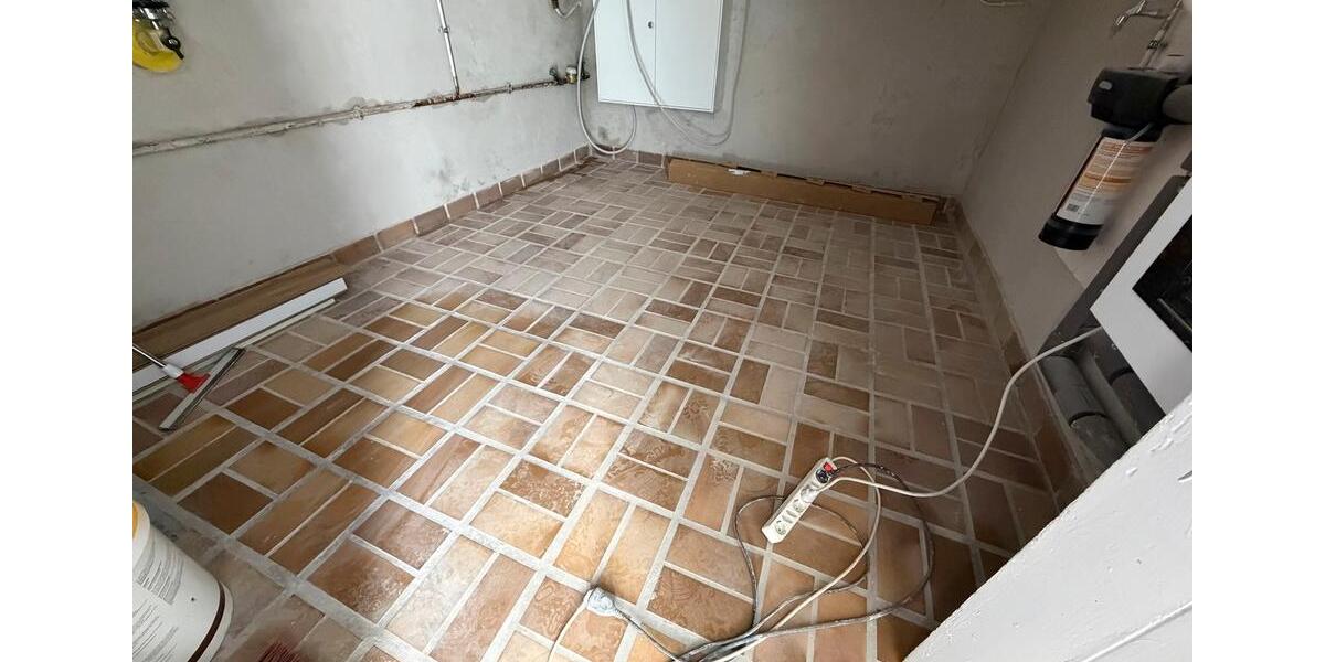 Schönes Haus frisch saniert - Erstbezug 4 zimmer