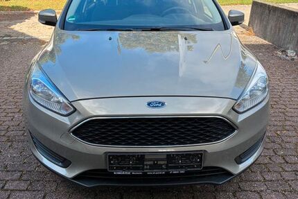 Ford Focus 38.200 km 8.000 &euro; Monheim 86653