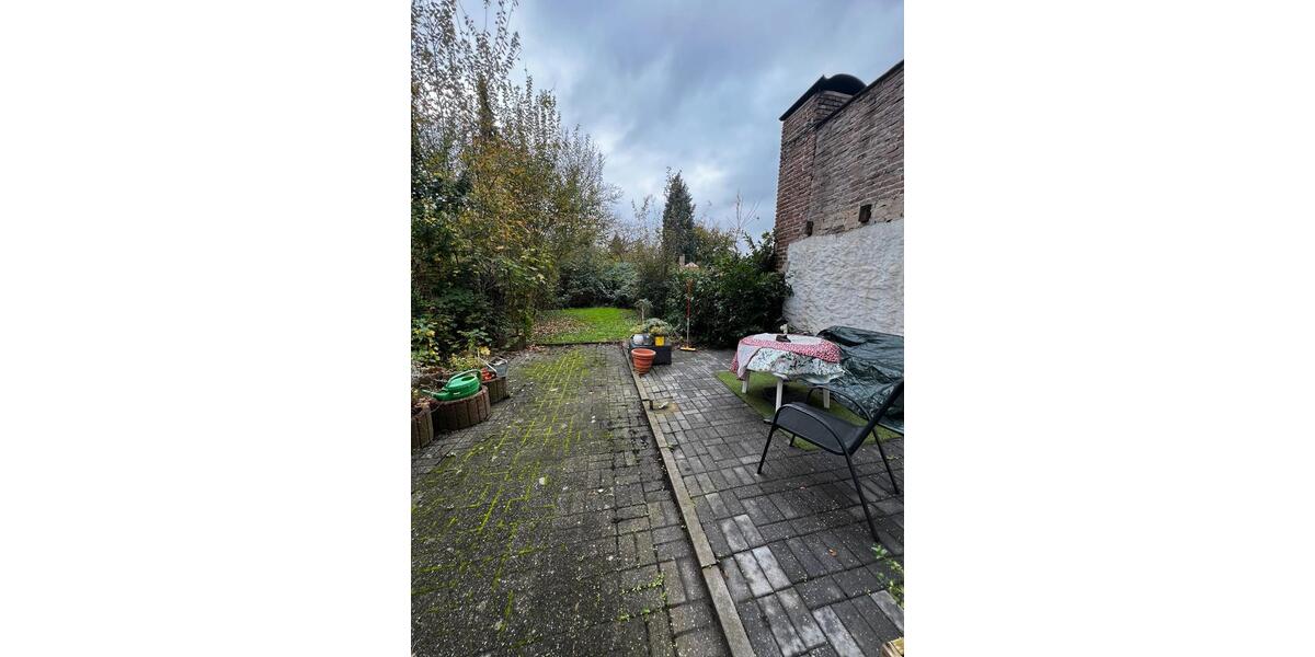 Mehrfamilienhaus, Wohnhaus Mönchengladbach Süd - 7 Zimmer, 200 m&sup2;, 334.900&euro; | Angebot:27143632