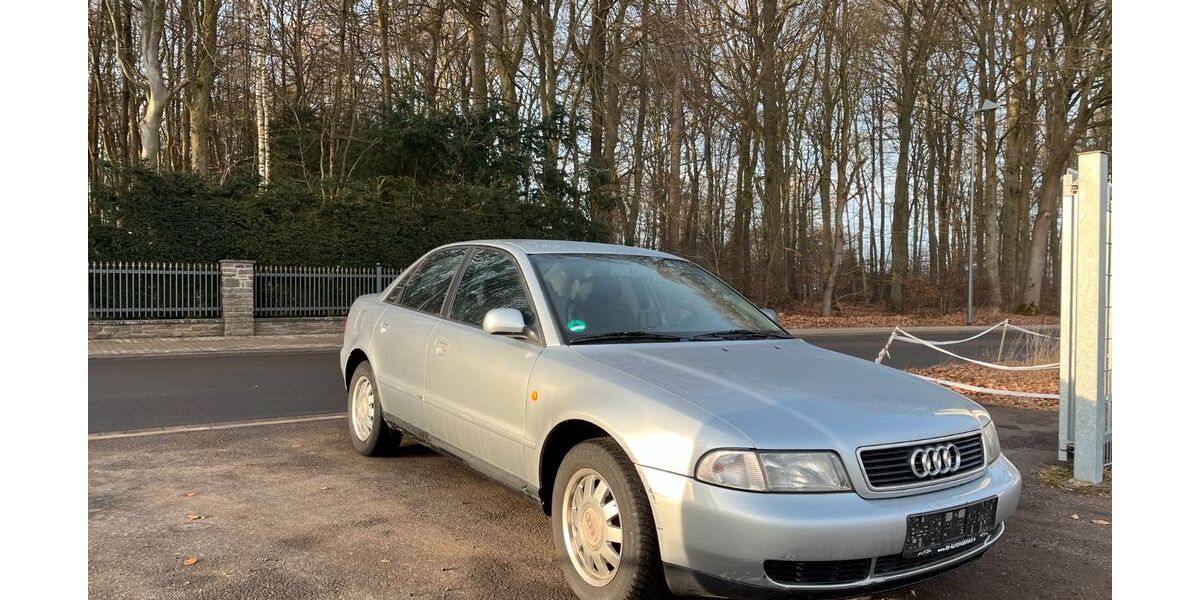 Audi A4 229.000 km 1.200 &euro; Halsenbach 56283