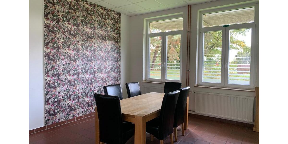 Büroräume Lagerräume zu vermieten Gewerbepark Nord West zimmer