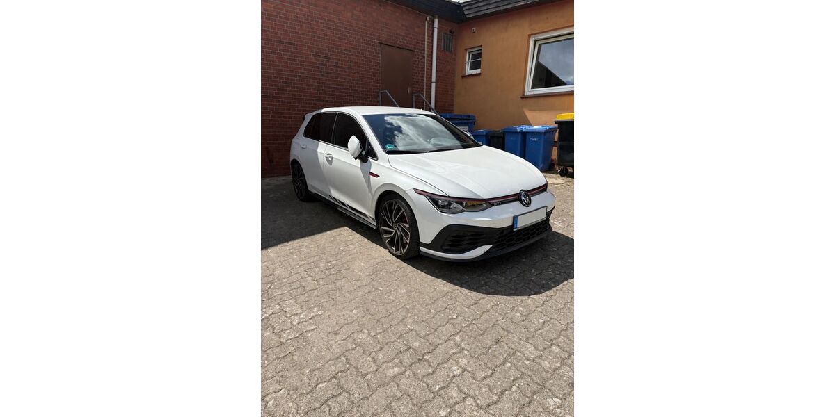 VW Golf 68.000 km 29.850 &euro; Hemmoor 21745