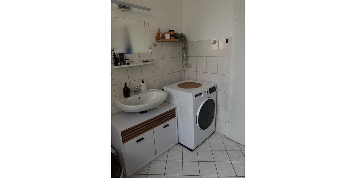 Etagenwohnung Waldheim - 2 Zimmer, 54 m&sup2;, 290&euro; | Angebot:26676944