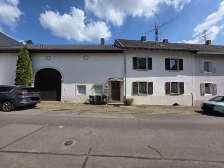 Einfamilienhaus Wallerfangen - 5 Zimmer, 125 m&sup2;, 925&euro; | Angebot:26391764