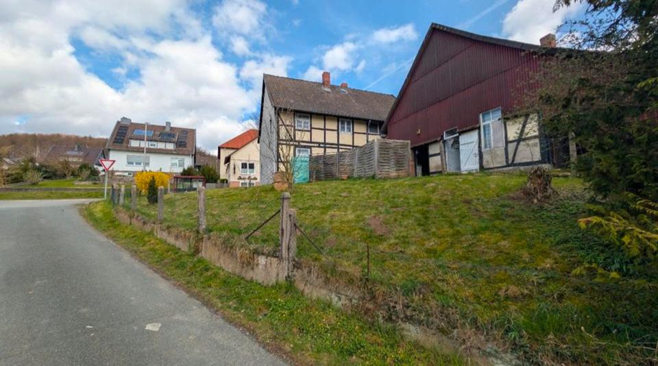 Einfamilienhaus Alfeld (Leine) - 8 Zimmer, 180 m&sup2;, 49.000&euro; | Angebot:27117210