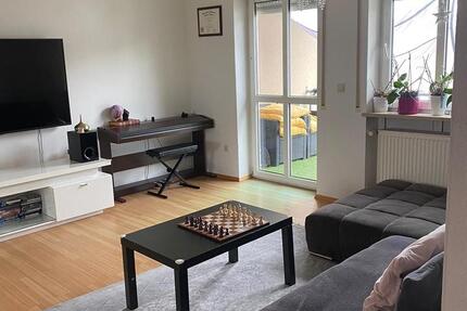 Wohnung Parsberg - 3 Zimmer, 88 m&sup2;, 750&euro; | Angebot:25299675