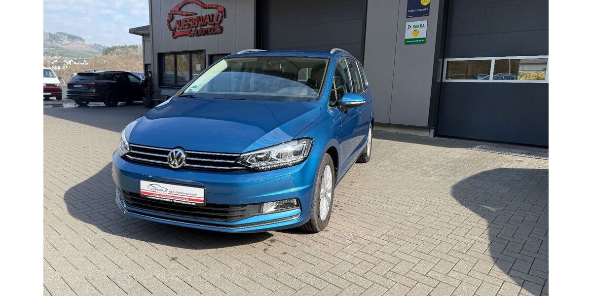 VW Touran 100.000 km 17.990 &euro; Finnentrop 57413