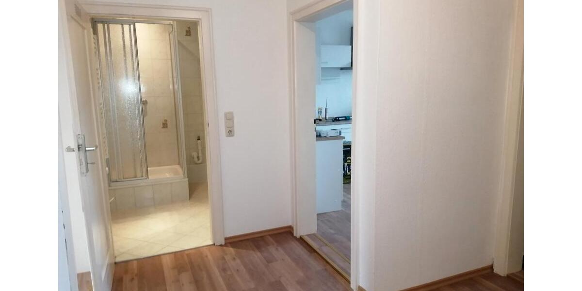 Etagenwohnung Hof Altstadt - 1 Zimmer, 51 m&sup2;, 380&euro; | Angebot:26413752