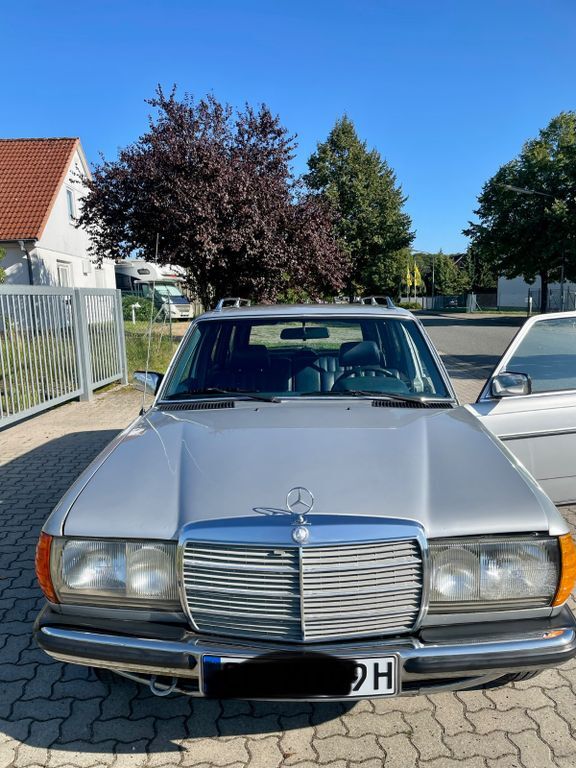 Mercedes-Benz 230 180.000 km 9.999 € Eldingen 29351