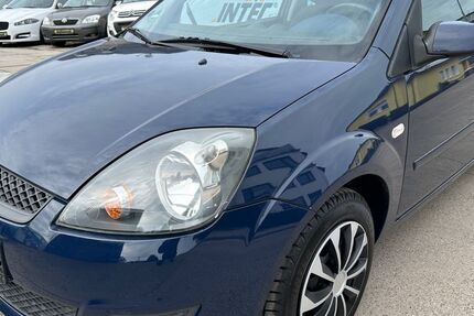 Ford Fiesta 43.000 km 3.650 &euro; Berlin 12307