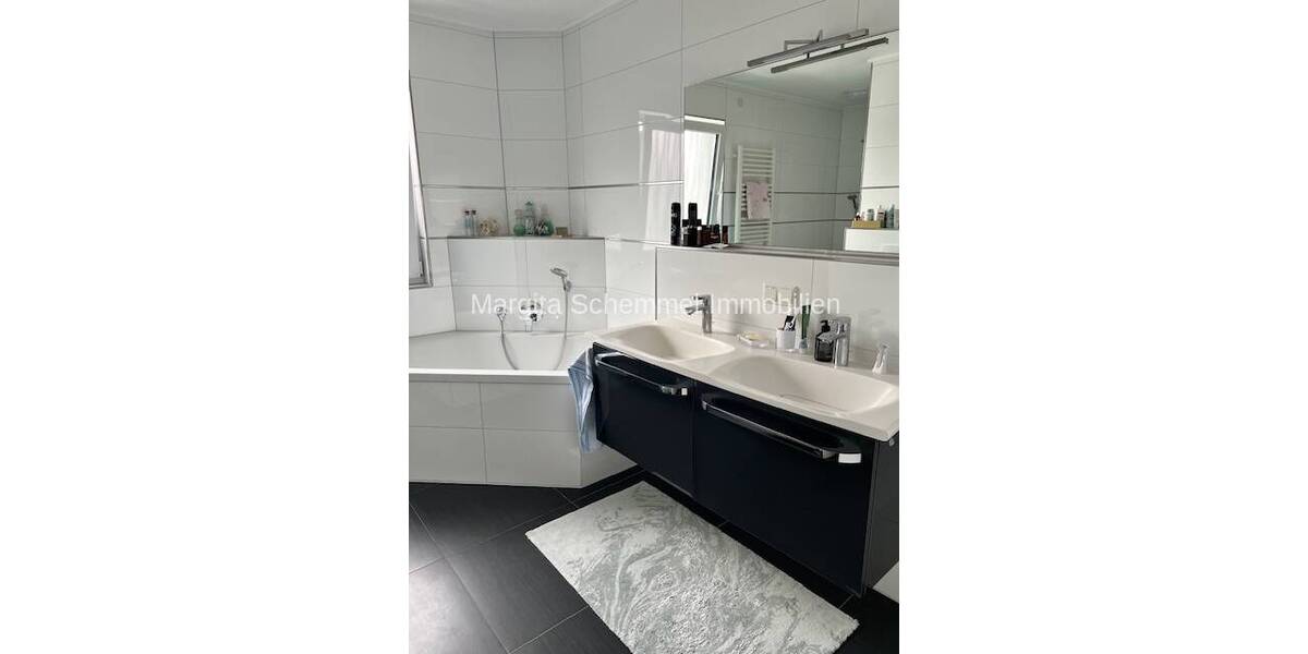 Etagenwohnung Wendelstein Großschwarzenlohe - 3 Zimmer, 98 m&sup2;, 450.000&euro; | Angebot:26388361