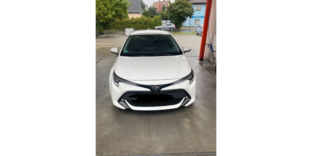 Toyota Corolla Cross 185.000 km 3.200 &euro; Köln 50858