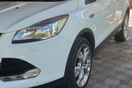 Ford Kuga 145.000 km 9.800 &euro; Schmallenberg 57392