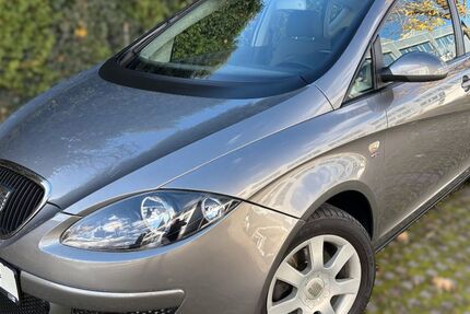 Seat Altea 118.000 km 5.499 € Reutlingen 72766