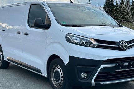 Toyota Proace (Verso) 57.684 km 20.490 &euro; Riesa 01587