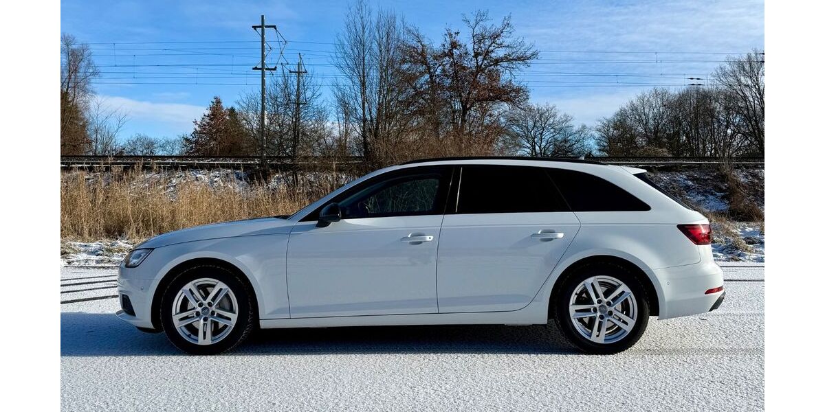 Audi A4 127.500 km 22.970 &euro; Rosenheim 83024