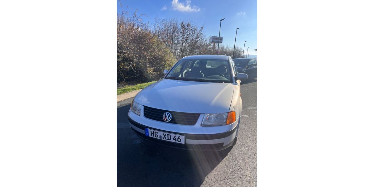 VW Passat 207.000 km 1.340 &euro; Wehrheim 61273