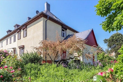LEIPZIG-STÖTTERITZ + REIHENENDHAUS MIT ERDWÄRMEPUMPE + 2 GARAGEN