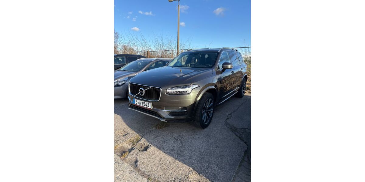Volvo XC90 163.000 km 24.000 &euro; Berlin 12526