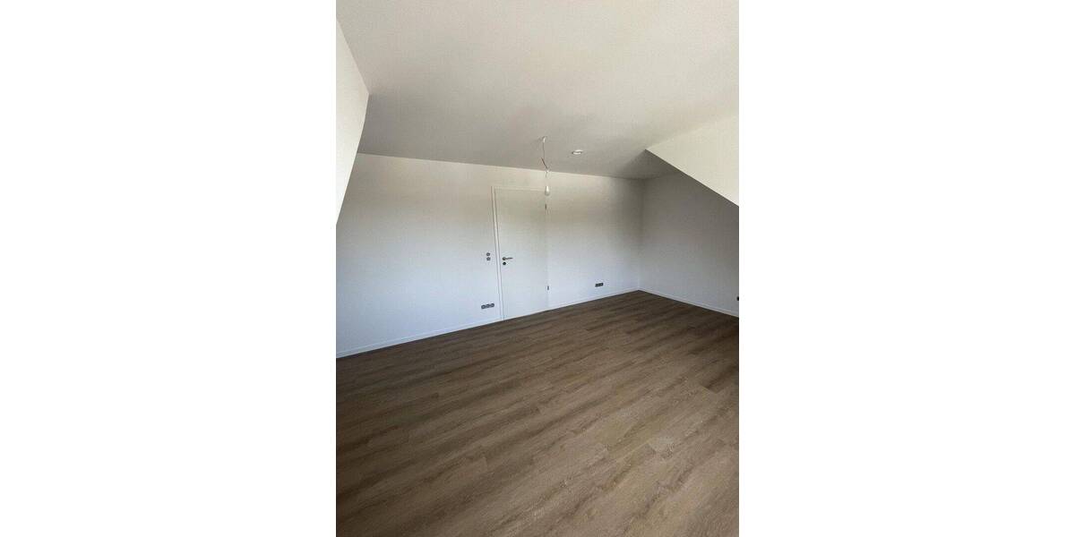 Etagenwohnung Kempen St. Hubert - 2 Zimmer, 72 m&sup2;, 1.000&euro; | Angebot:26914857