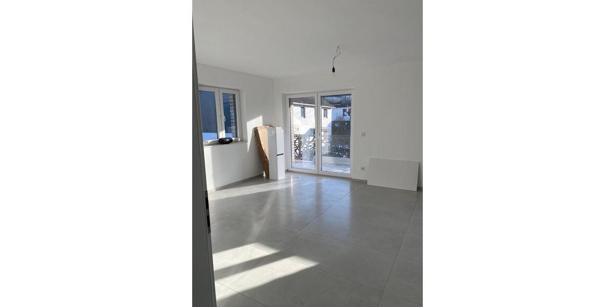 Etagenwohnung Burbach - 4 Zimmer, 100 m&sup2;, 1.100&euro; | Angebot:25048277