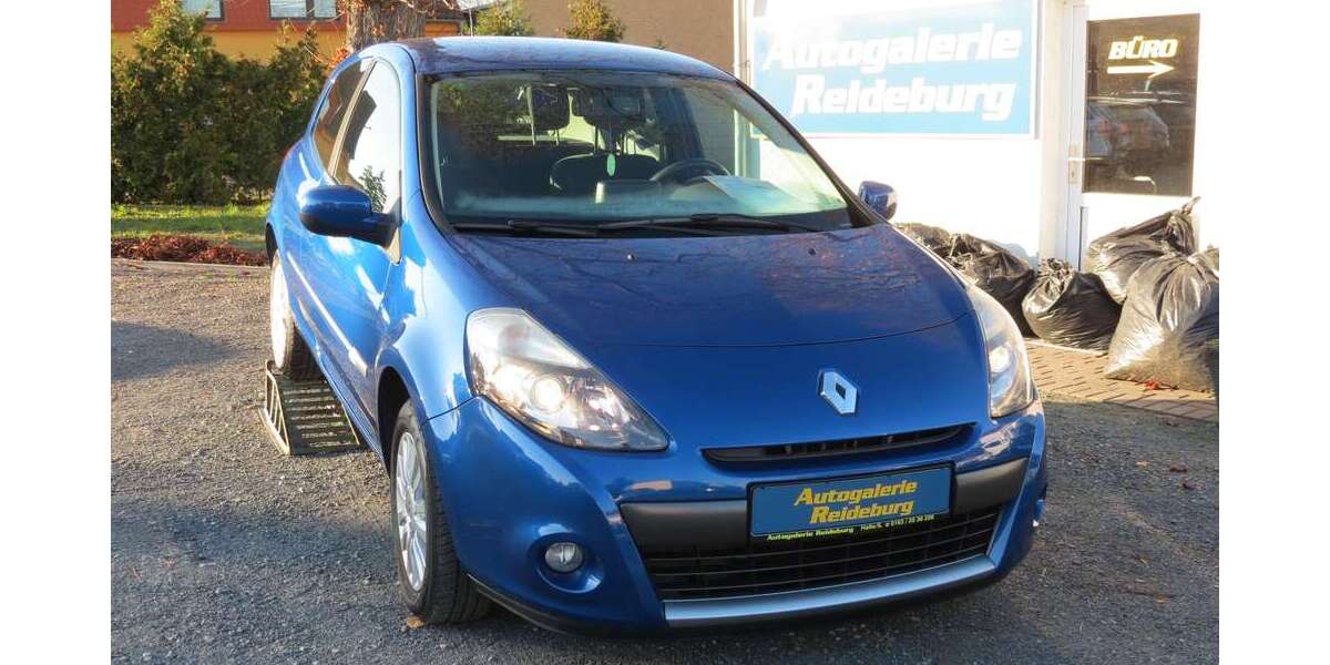 Renault Clio 29.700 km 5.740 &euro; Halle 06116