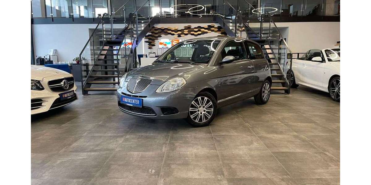 Lancia Ypsilon 106.874 km 4.999 € Pfaffenhofen an der Ilm 85276