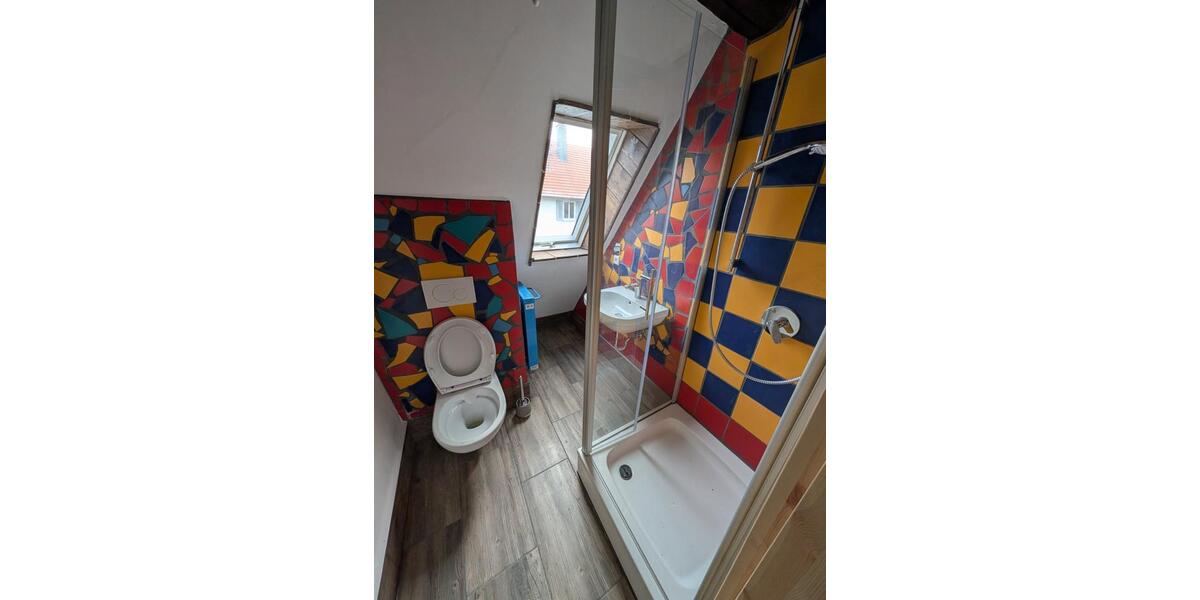 Bauernhaus, Landhaus Rottenburg am Neckar - 7 Zimmer, 200 m&sup2;, 1.750&euro; | Angebot:25197568