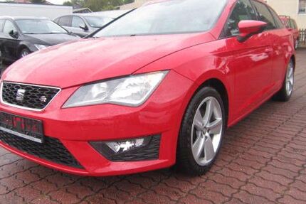 Seat Leon 101.056 km 12.499 € Dresden 01219