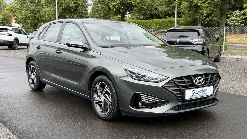 Hyundai i30 25.000 km 15.990 &euro; Alheim Heinebach 36211