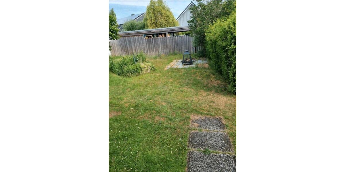 Bungalow Oldenburg Etzhorn - 4 Zimmer, 110 m&sup2;, 1.570&euro; | Angebot:25397218