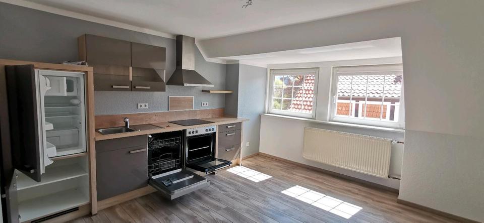 Etagenwohnung Lügde - 2 Zimmer, 80 m&sup2;, 450&euro; | Angebot:26372660