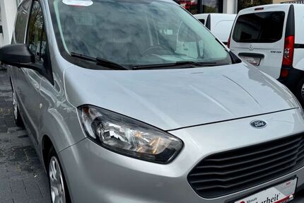 Ford Transit Courier 125.000 km 8.749 &euro; Gummersbach (Zwischen Toom Markt und ATU) 51645