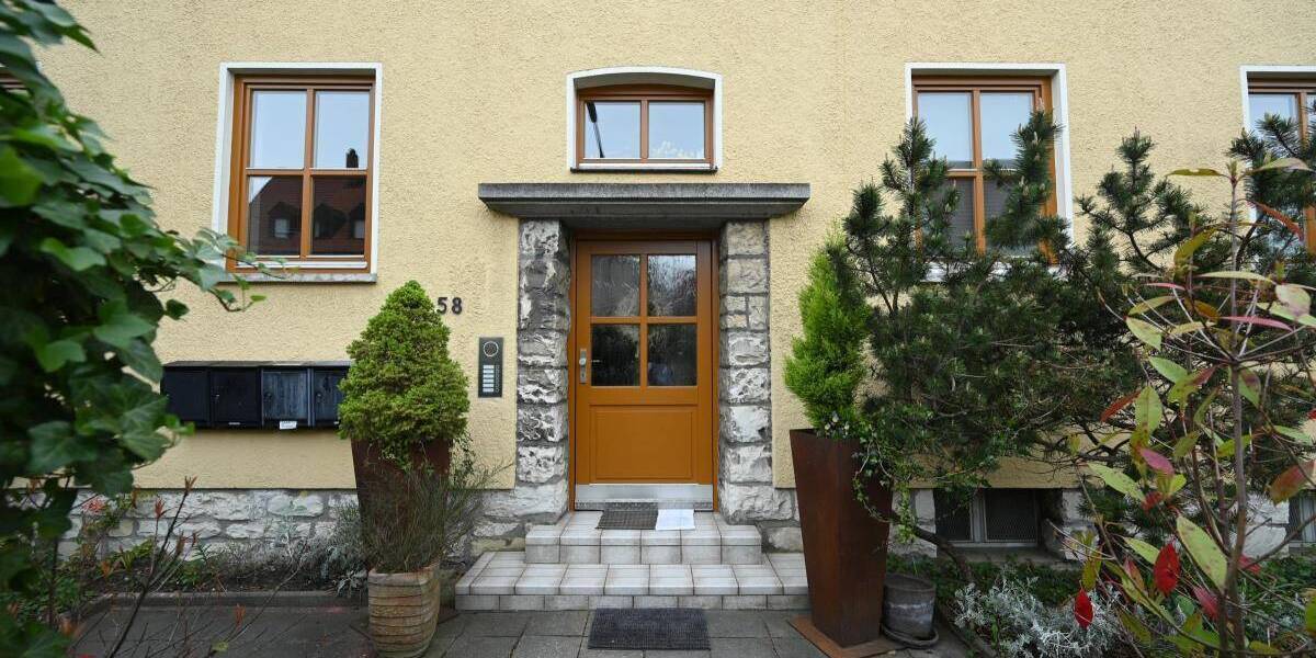 Etagenwohnung Neumarkt Altenhof - 4 Zimmer, 96 m&sup2;, 800&euro; | Angebot:26796430