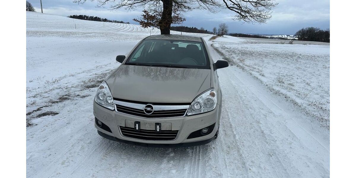 Opel Astra 48.000 km 4.950 &euro; Kirchberg 08107