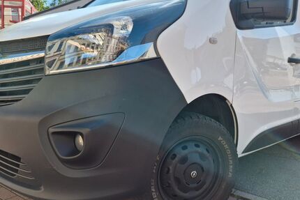 Opel Vivaro 106.175 km 13.190 &euro; Mittweida 09648