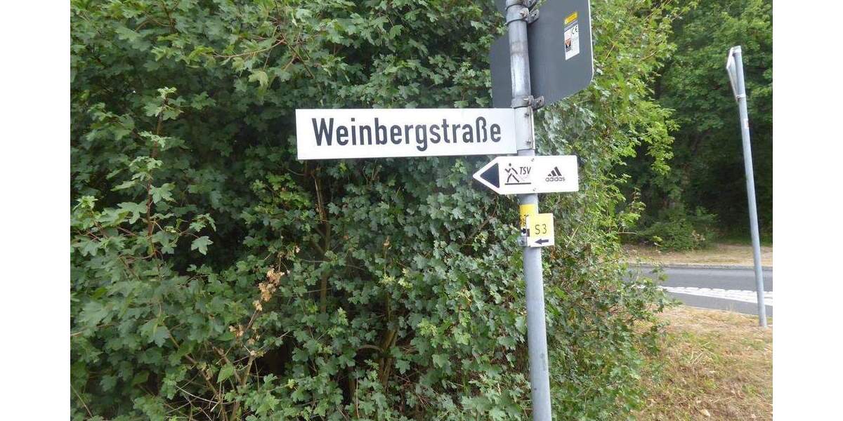 Grundstück Scheinfeld - 250.000&euro; | Angebot:25777027