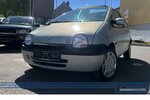 Renault Twingo 1.2 Liberty*Falt-Dach*4-Sitz*11/25TÜV*2-E 174.613 km 1.980 € Berlin 13187