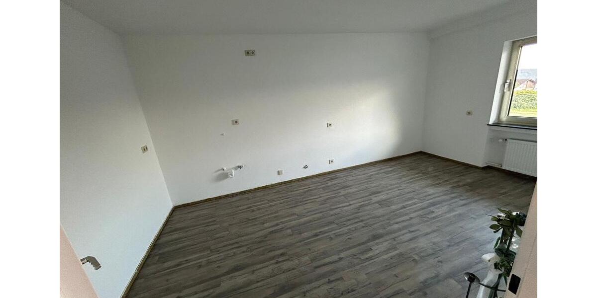 Erdgeschoßwohnung Dillenburg Manderbach - 3 Zimmer, 98 m&sup2;, 700&euro; | Angebot:26279472