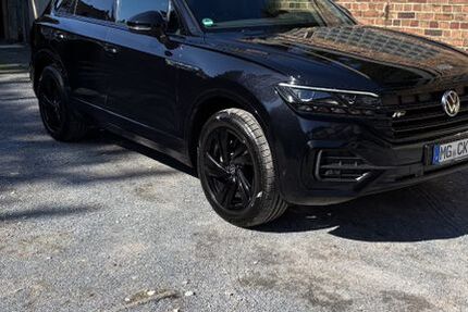 VW Touareg 74.000 km 46.200 &euro; mönchengladbach 41063