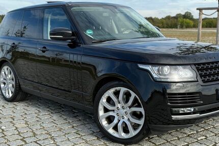 Land Rover Range Rover 223.000 km 22.900 € München 81671