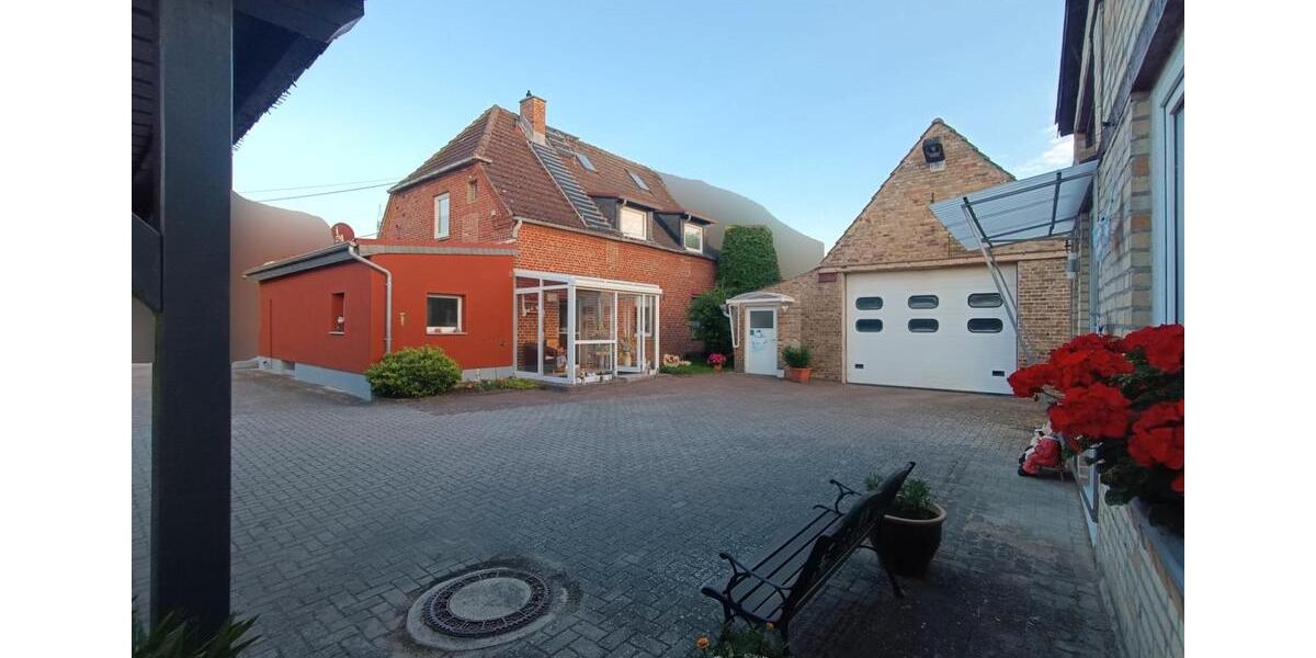 Doppelhaushälfte Güstrow - 6 Zimmer, 190 m&sup2;, 369.000&euro; | Angebot:27147804