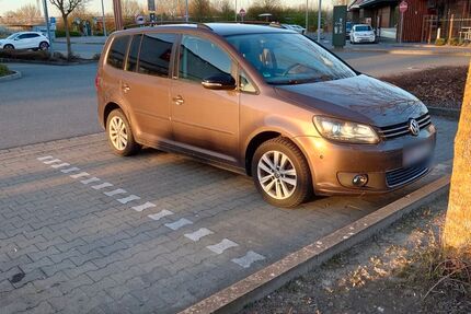 VW Touran 195.000 km 5.900 &euro; Vechelde 38159