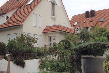 Haus Bietigheim-Bissingen Bissingen - 4.5 Zimmer, 170 m&sup2;, 1.900&euro; | Angebot:27096462