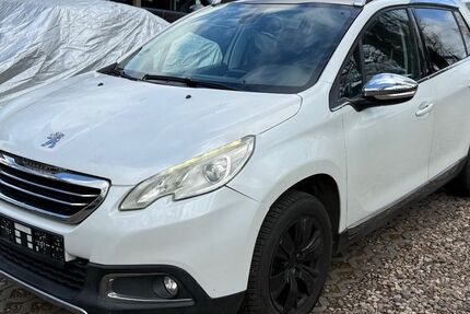 Peugeot 2008 209.000 km 4.890 &euro; berlin 12057
