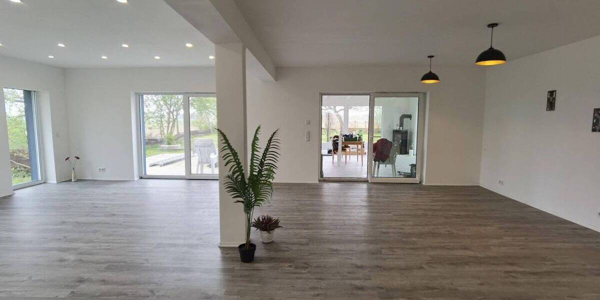 Einfamilienhaus Nordleda - 5 Zimmer, 243 m&sup2;, 490.000&euro; | Angebot:26886411