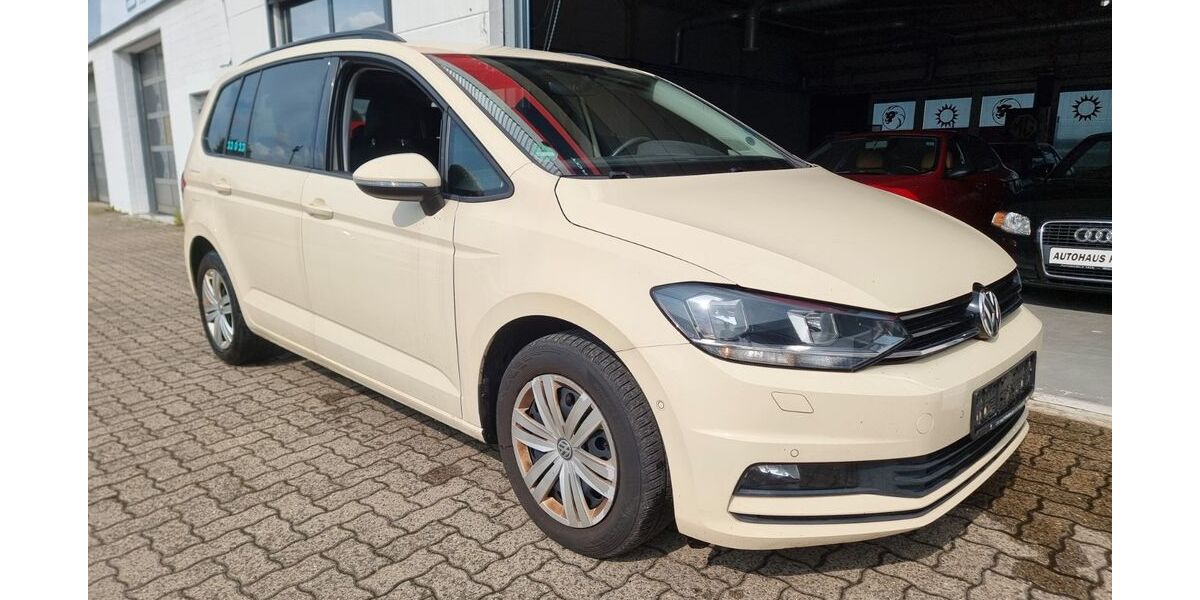 VW Touran 252.490 km 7.995 &euro; Wolfsburg 38446