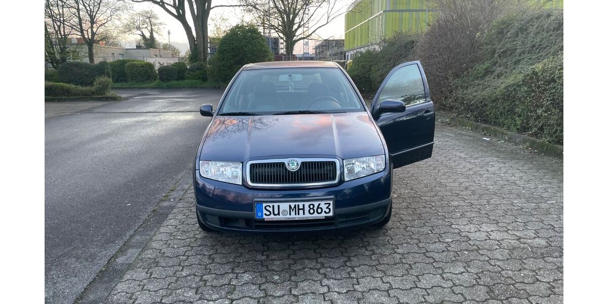 Skoda Fabia 211.000 km 2.490 &euro; Troisdorf 53844